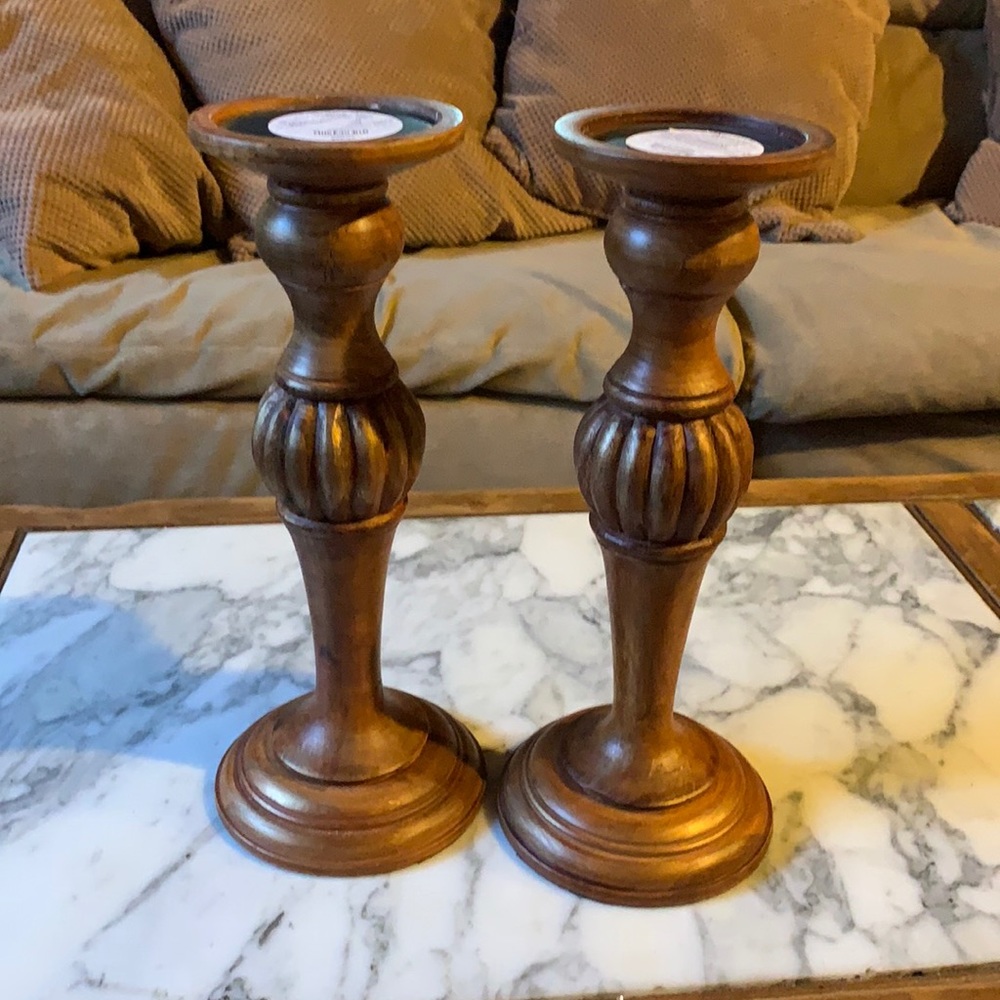 🌸Wooden Candle holders - EUC
